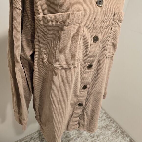 Aritzia Babaton Corduroy Shacket Shirt Women Medium Tan Oversized Minimalist - Picture 3 of 11